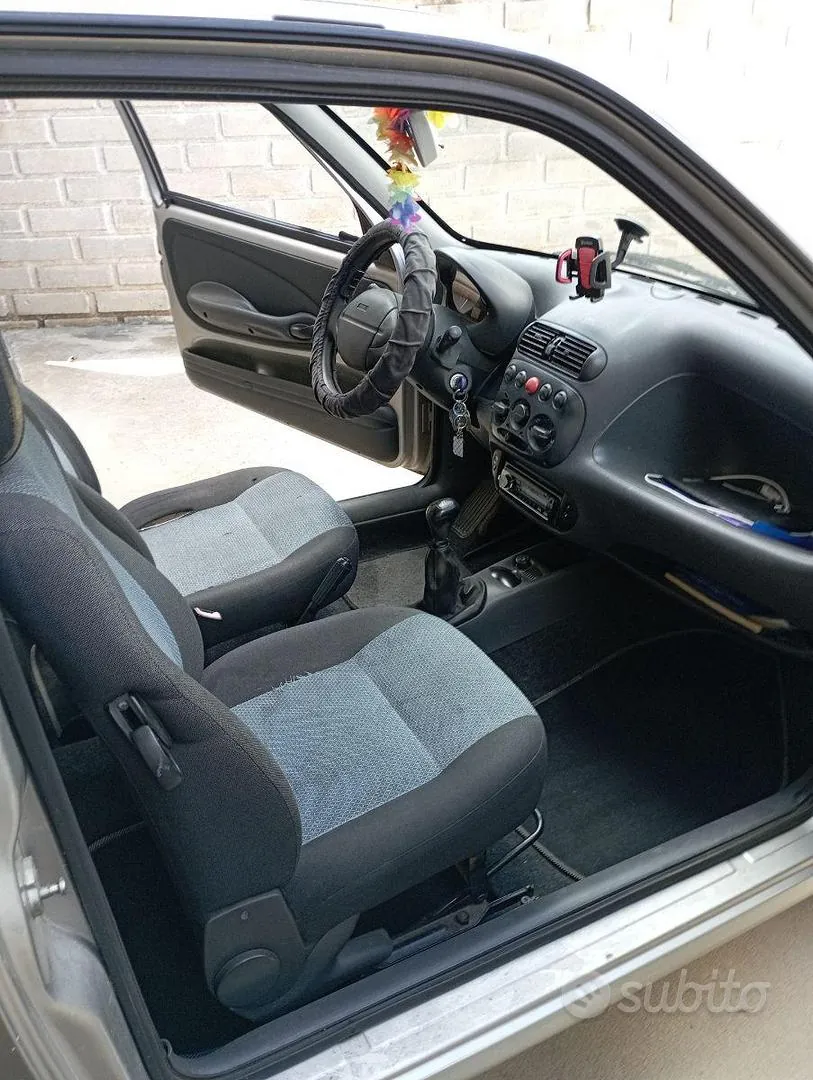 Fiat Seicento 2002 photo 2