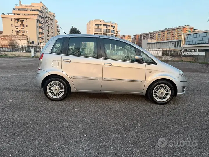 Lancia Musa 2008 photo 5