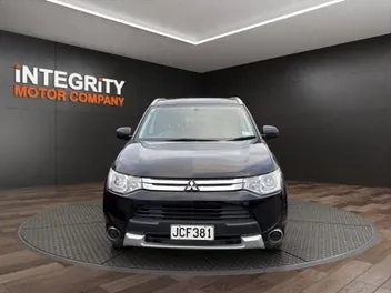 Mitsubishi Outlander 2015 photo 5