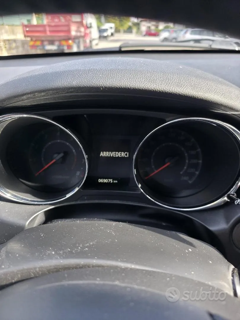 Nissan X-Trail 2015 photo 3