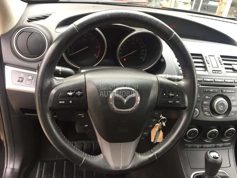 Mazda 3 2012 photo 5