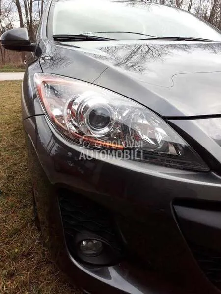 Mazda 3 2012 photo 2