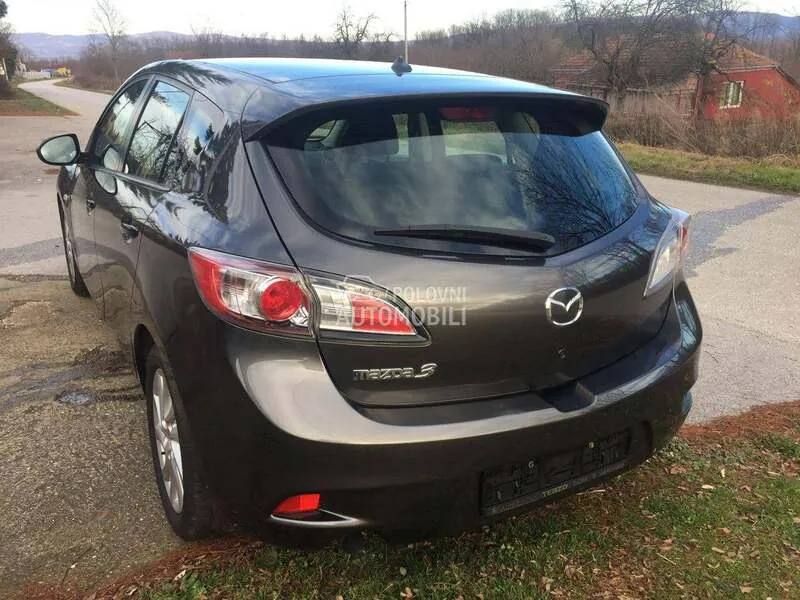 Mazda 3 2012 photo 4