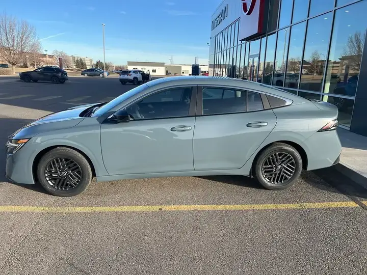 Nissan Sentra 2026 photo 2