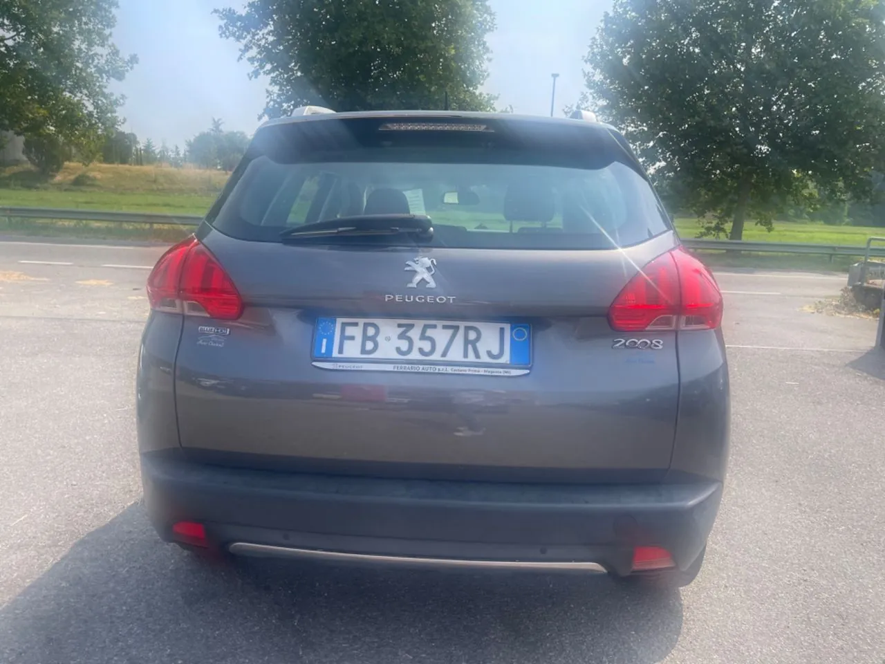 Peugeot 2008 2015 photo 5