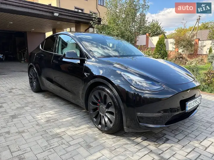 Tesla Model Y