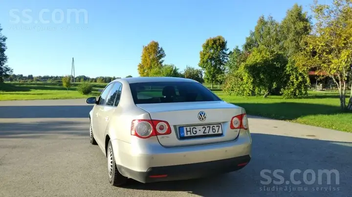 Volkswagen Jetta 2008 photo 3