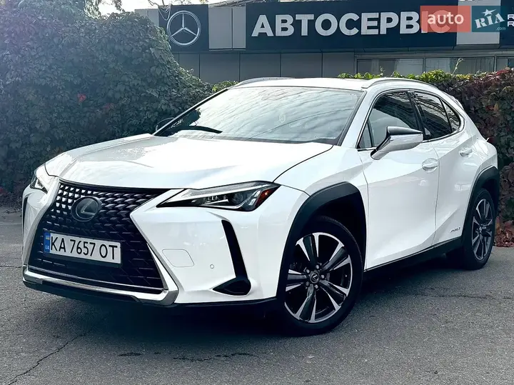 Lexus Ux