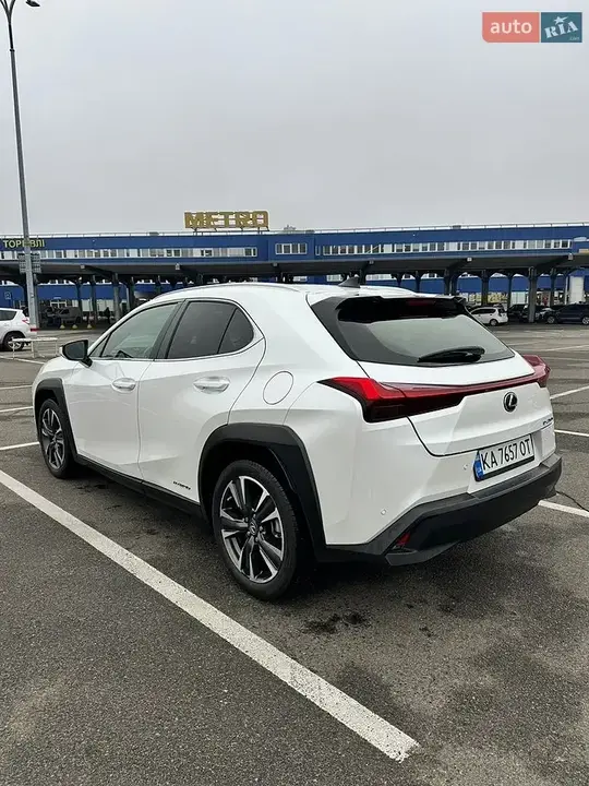 Lexus Ux 2020 photo 5
