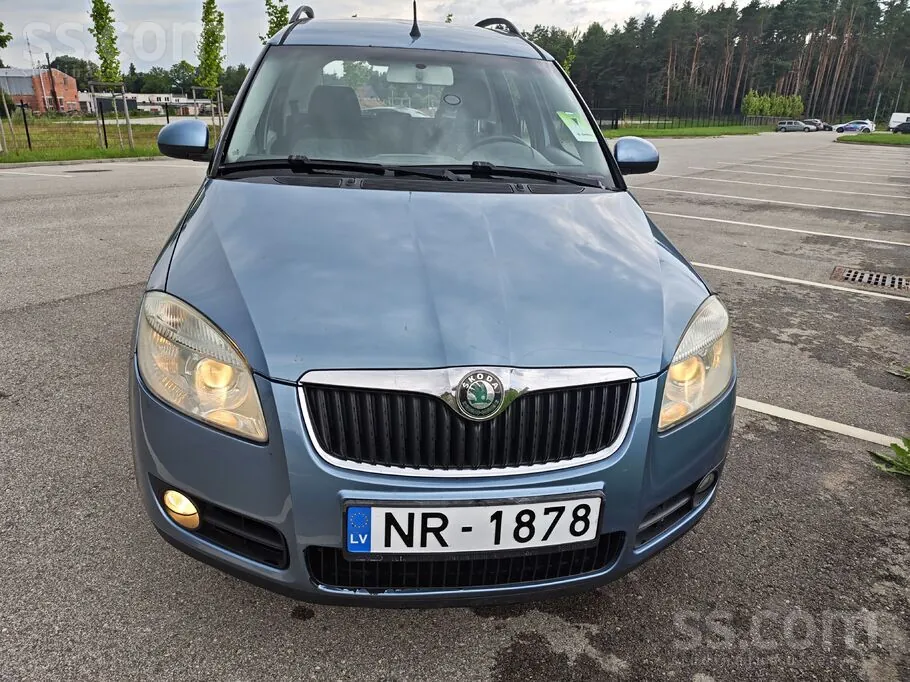 Skoda Roomster 2007 photo 2