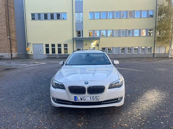 BMW 520D 2012 photo 2