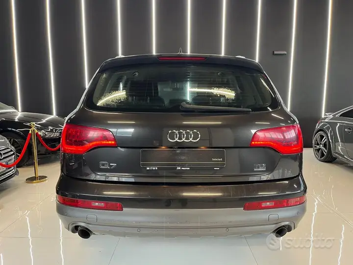 Audi Q7 2012 photo 5