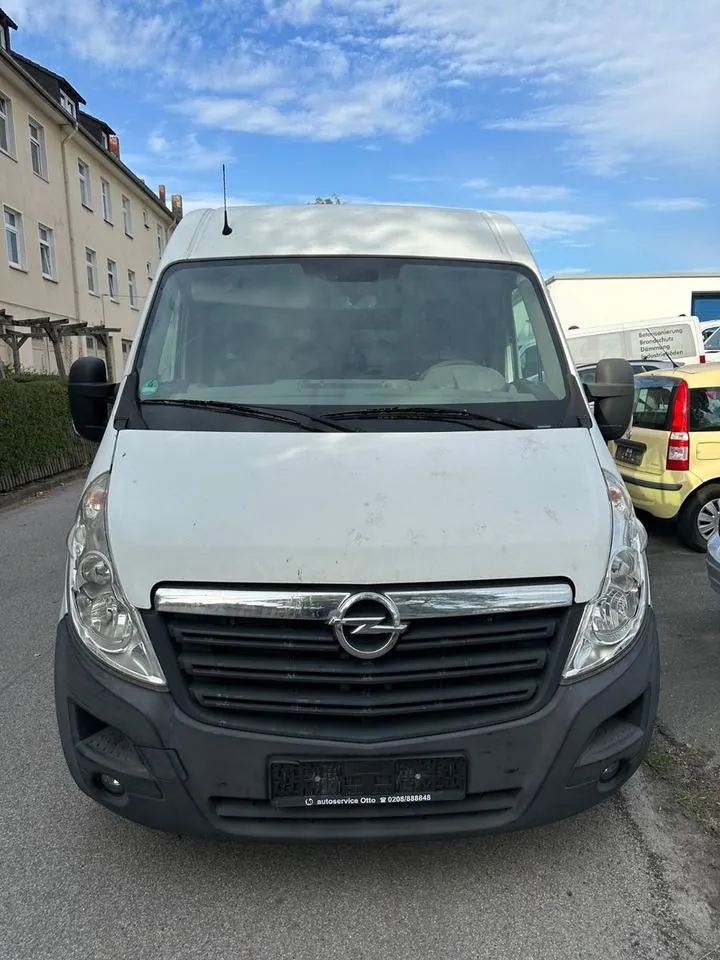 Opel Movano