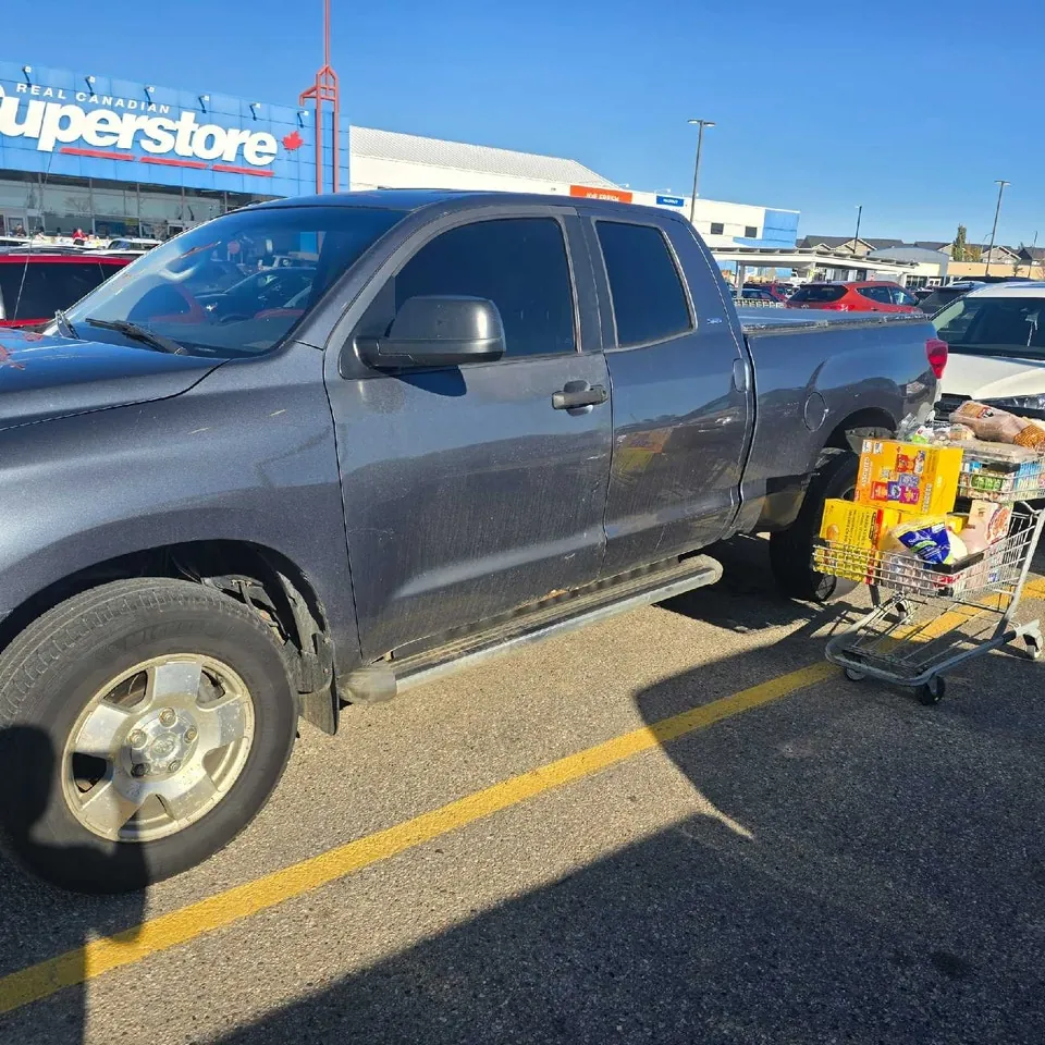 Toyota Tundra 2010 photo 4
