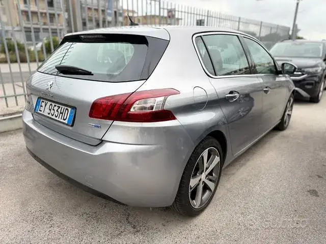 Peugeot 308 2015 photo 4