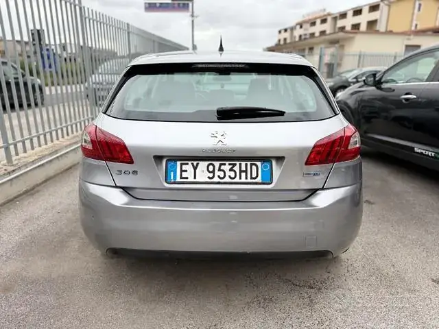 Peugeot 308 2015 photo 5