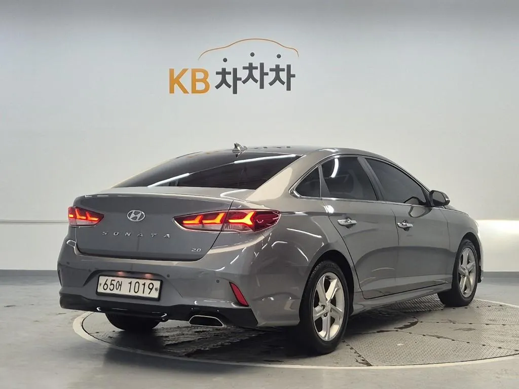 Hyundai Sonata 2018 photo 3