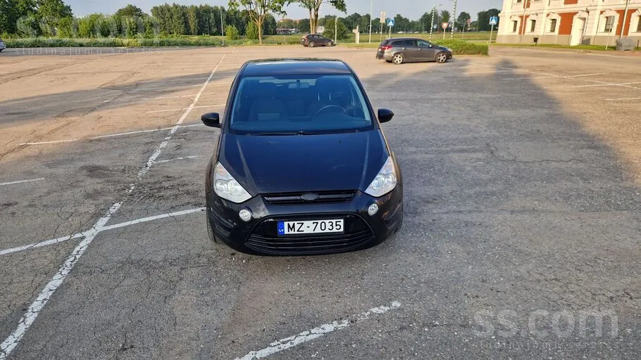 Ford S-Max 2010 photo 5