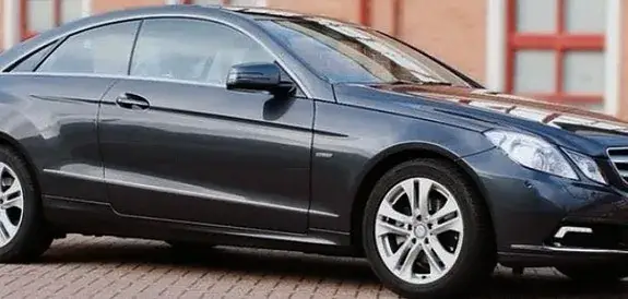 Mercedes-Benz E220 D
