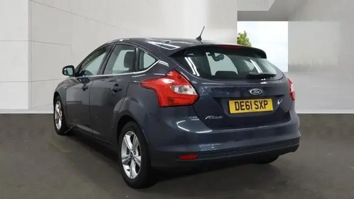 Ford Focus 2012 photo 3