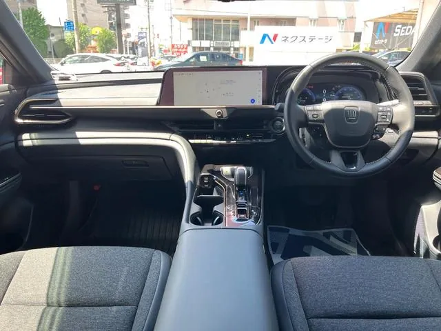 Toyota Crown Crossover G 2024 photo 2