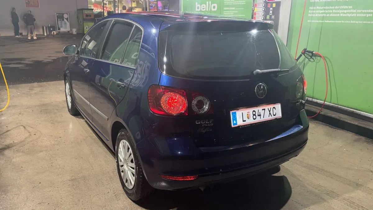Volkswagen Golf 2009 photo 3