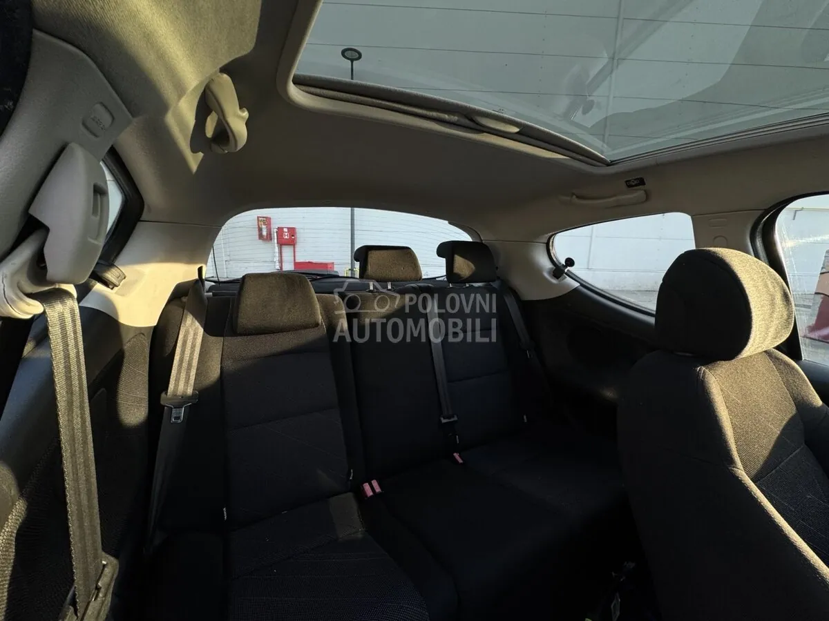 Peugeot 207 2007 photo 5