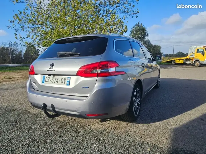 Peugeot 308 2016 photo 3