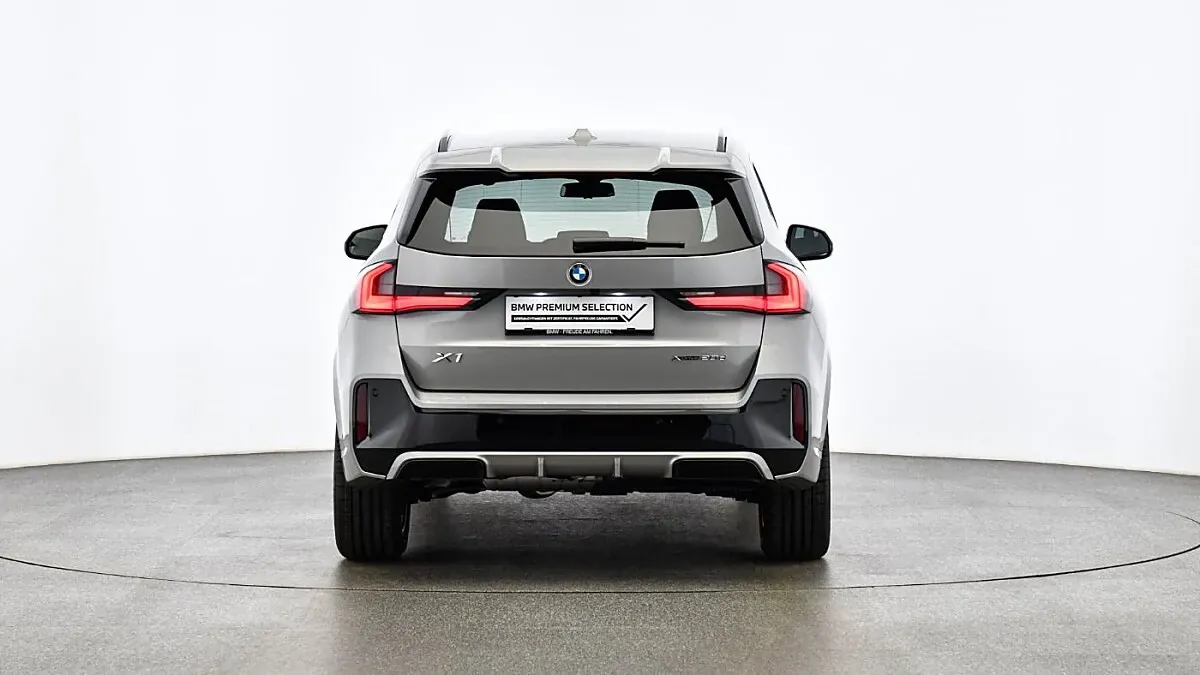 BMW X1 2025 photo 3