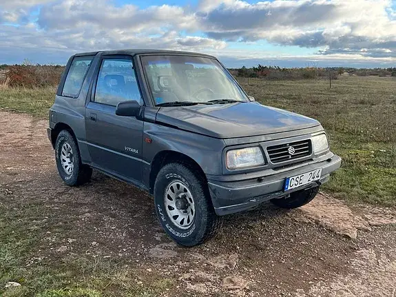 Suzuki Vitara 1995 photo 2