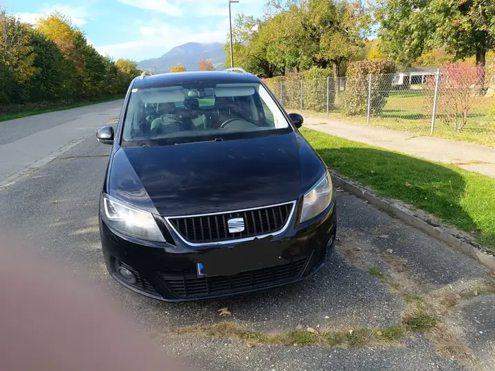Seat Alhambra 2011 photo 2