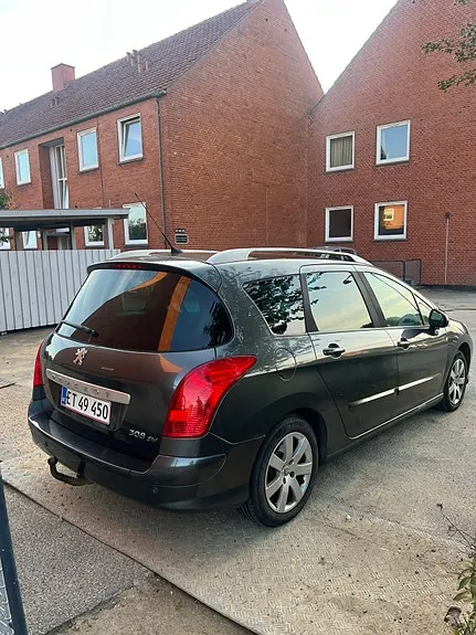 Peugeot 308 2010 photo 3