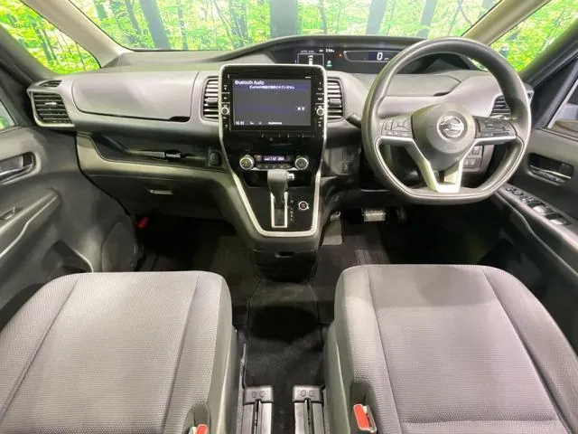 Nissan Serena 2018 photo 2