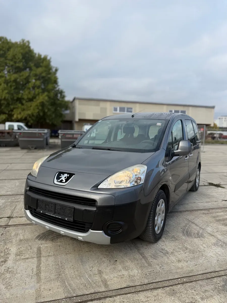 Peugeot Partner 2012 photo 3