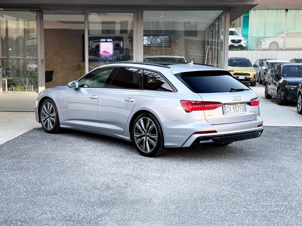 Audi A6 Avant 2024 photo 4