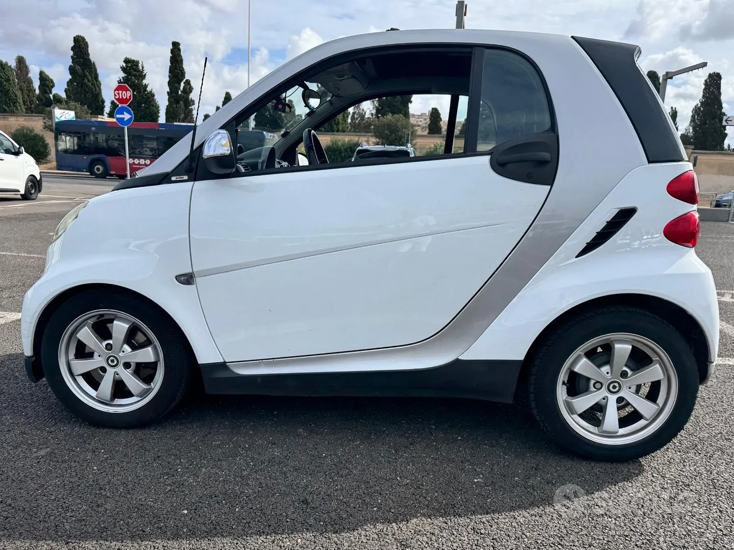 Smart Fortwo 2009 photo 2