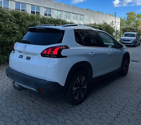 Peugeot 2008 2017 photo 4