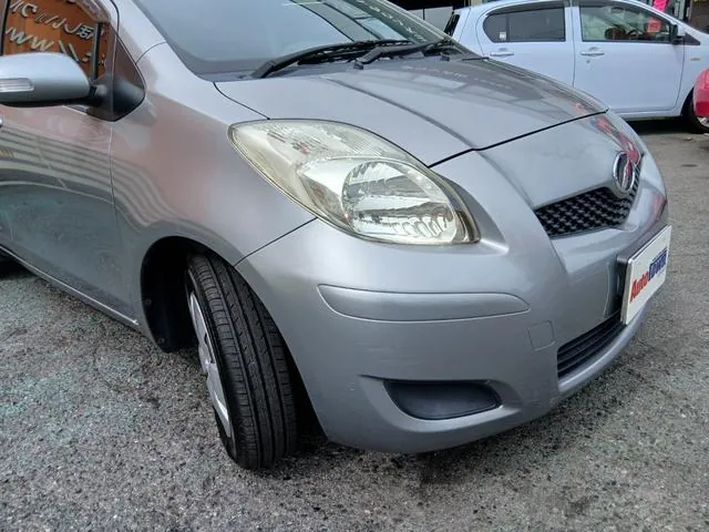 Toyota Vitz F Limited 2008 photo 5