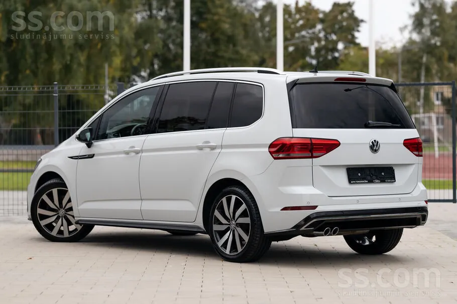 Volkswagen Touran 2016 photo 4