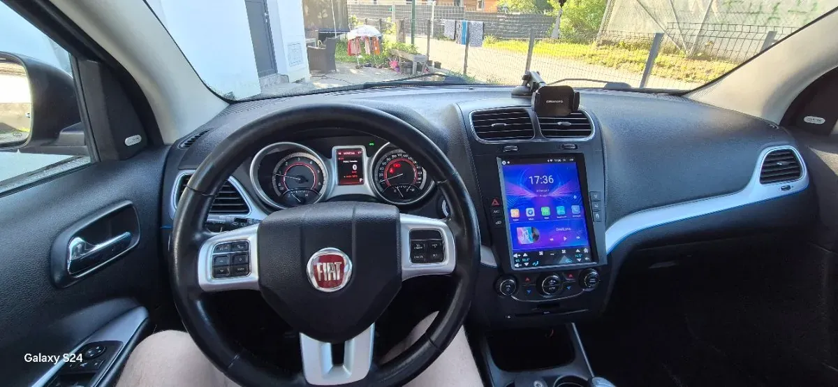 Fiat Freemont 2013 photo 3