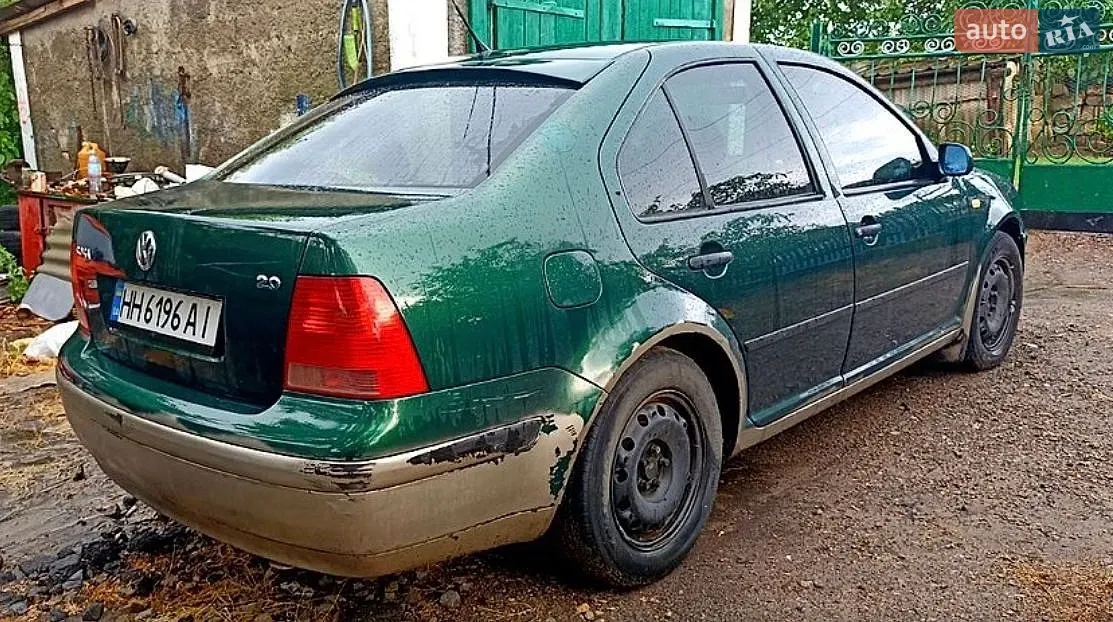 Volkswagen Bora 1999 photo 3