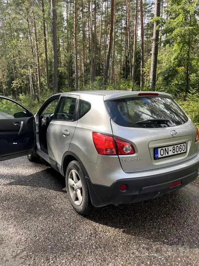 Nissan Qashqai 2008 photo 2