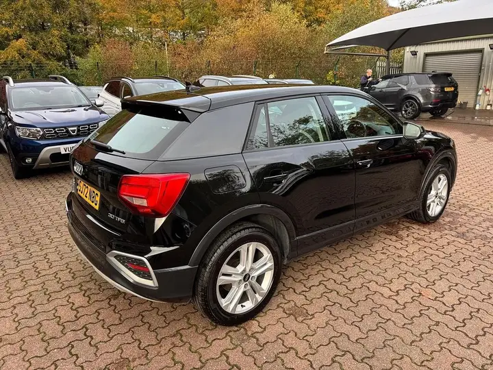 Audi Q2 2022 photo 5