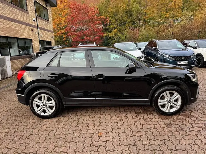 Audi Q2 2022 photo 4