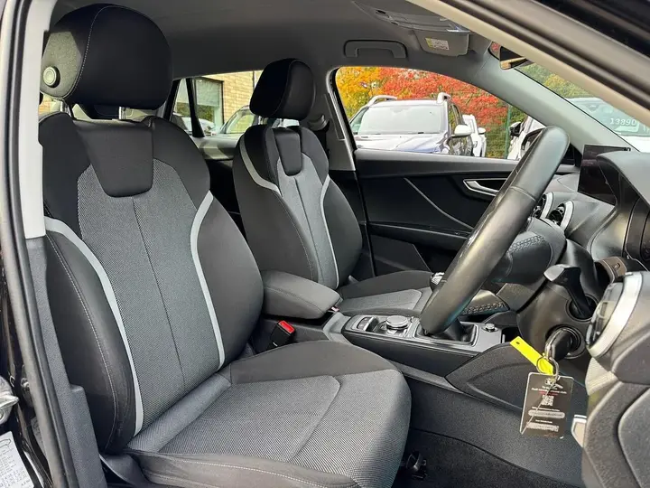 Audi Q2 2022 photo 2