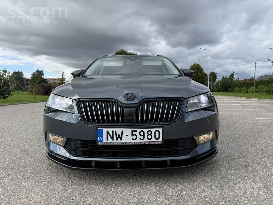Skoda Superb 2017 photo 5