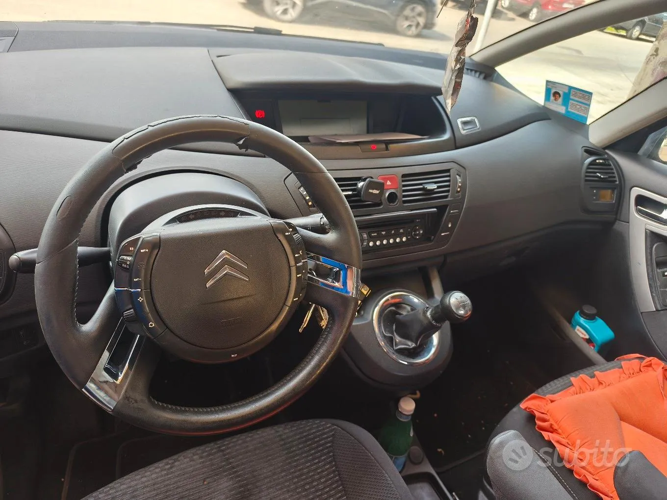 Citroen C4 Grand Picasso 2010 photo 3