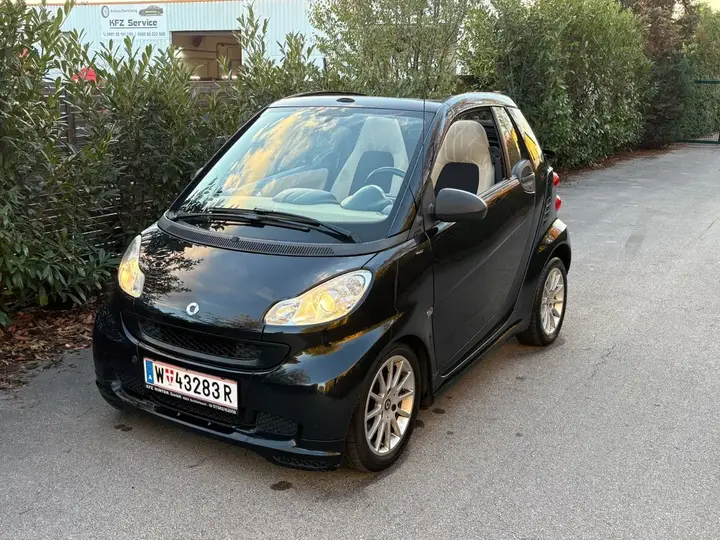 Smart Fortwo Cabrio 2008 photo 2