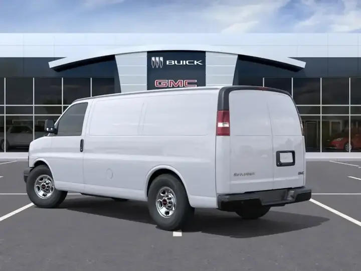GMC Savana 2026 photo 3