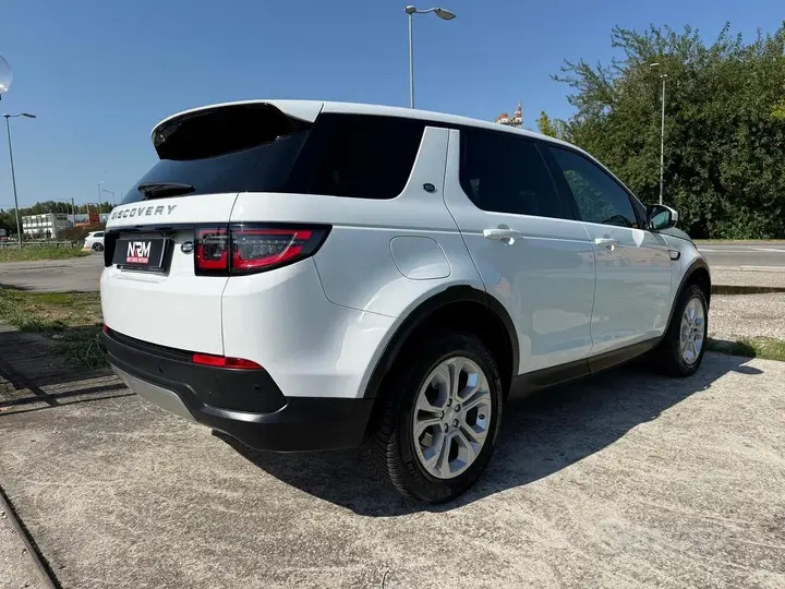 Land Rover Discovery Sport 2020 photo 5